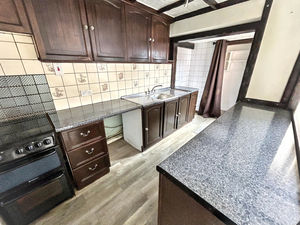 Photo 16- click for photo gallery